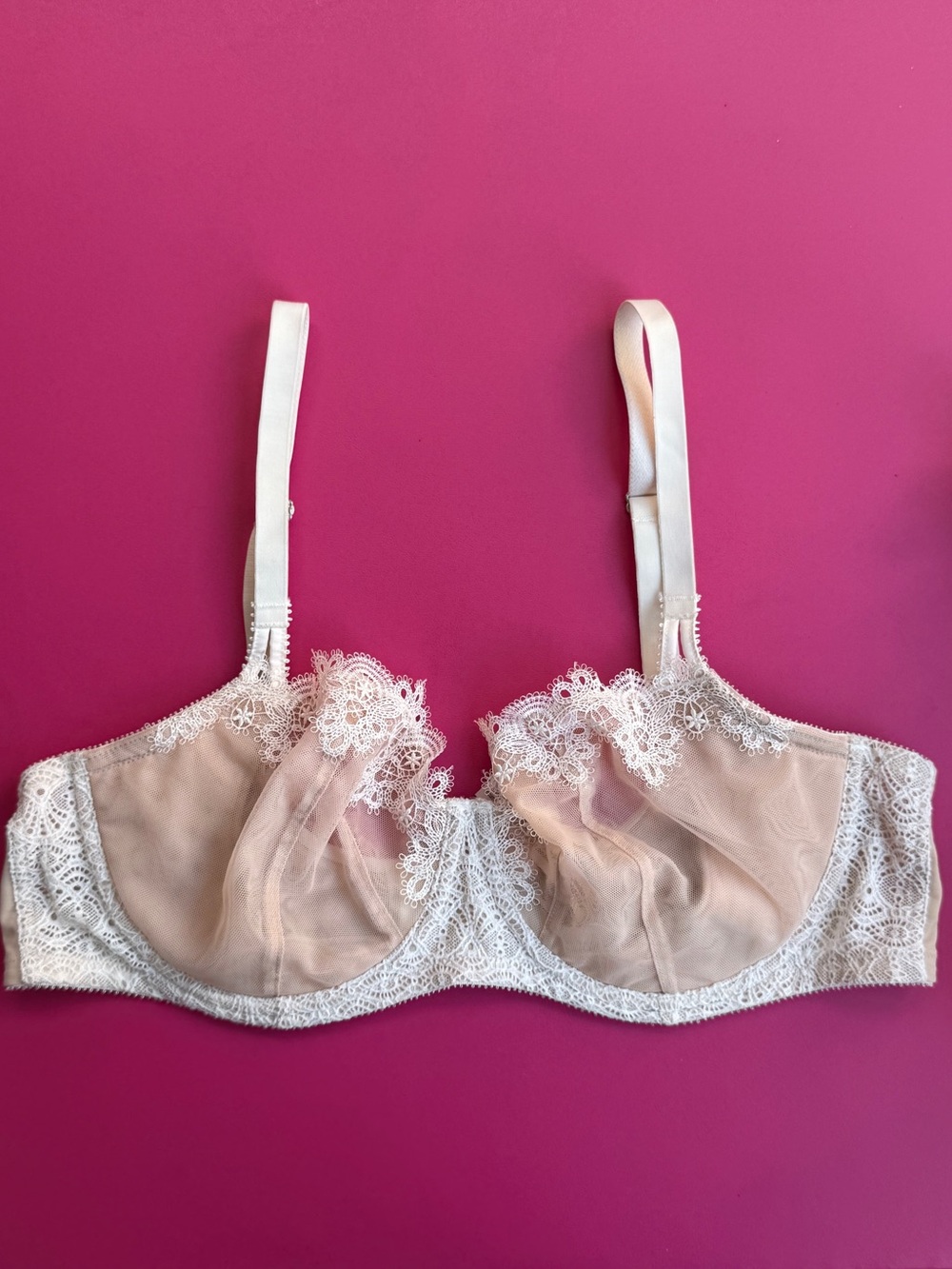 Victorias Secret Dream Angels Wicked Unlined Balconette Bra NWOT Beige White 38D